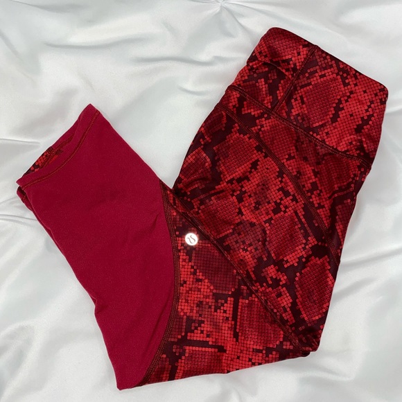 lululemon athletica Pants - Lululemon Snake print red leggings 17” size 4